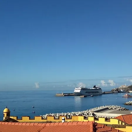 Vitorina Corte Funchal (Madeira)